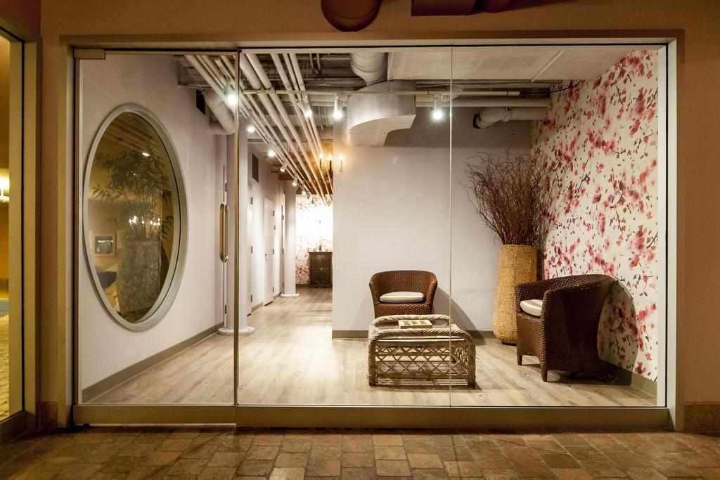 The Ivy At Verity Торонто Екстериор снимка