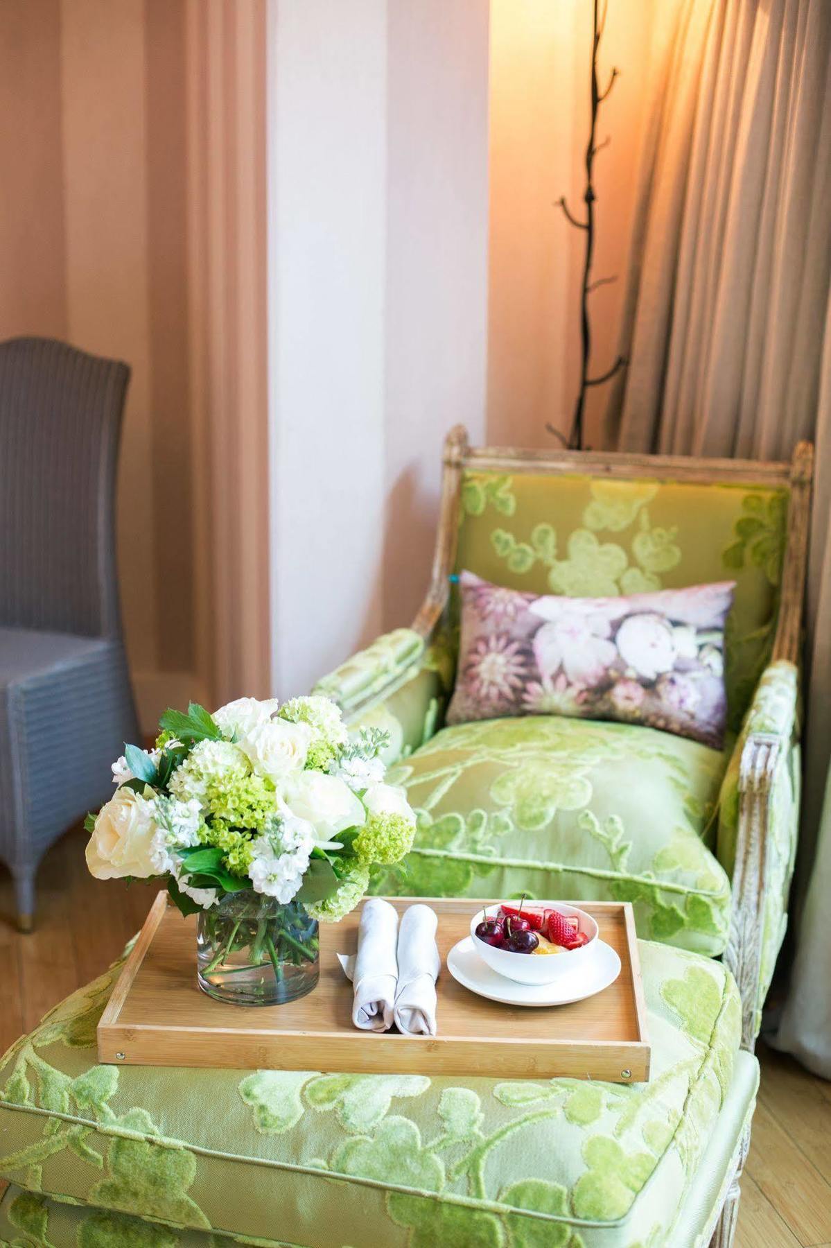 The Ivy At Verity Торонто Екстериор снимка